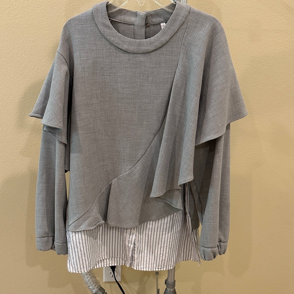 Zara Gray Flutter Sleeve Asymmetrical Blouse